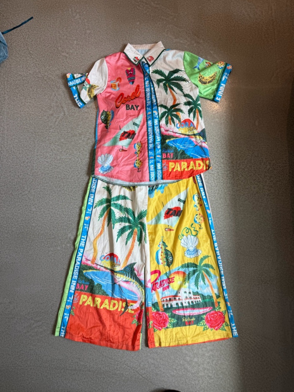 Tropical 'Paradise Bay' Two-Piece Shirt & Wide-Leg Pants - Multicolor
